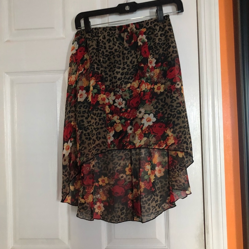 Hi-low skirt
